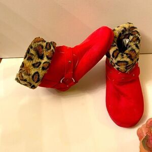Sweet Girls winter Cheetah Print Boots Size  7-8